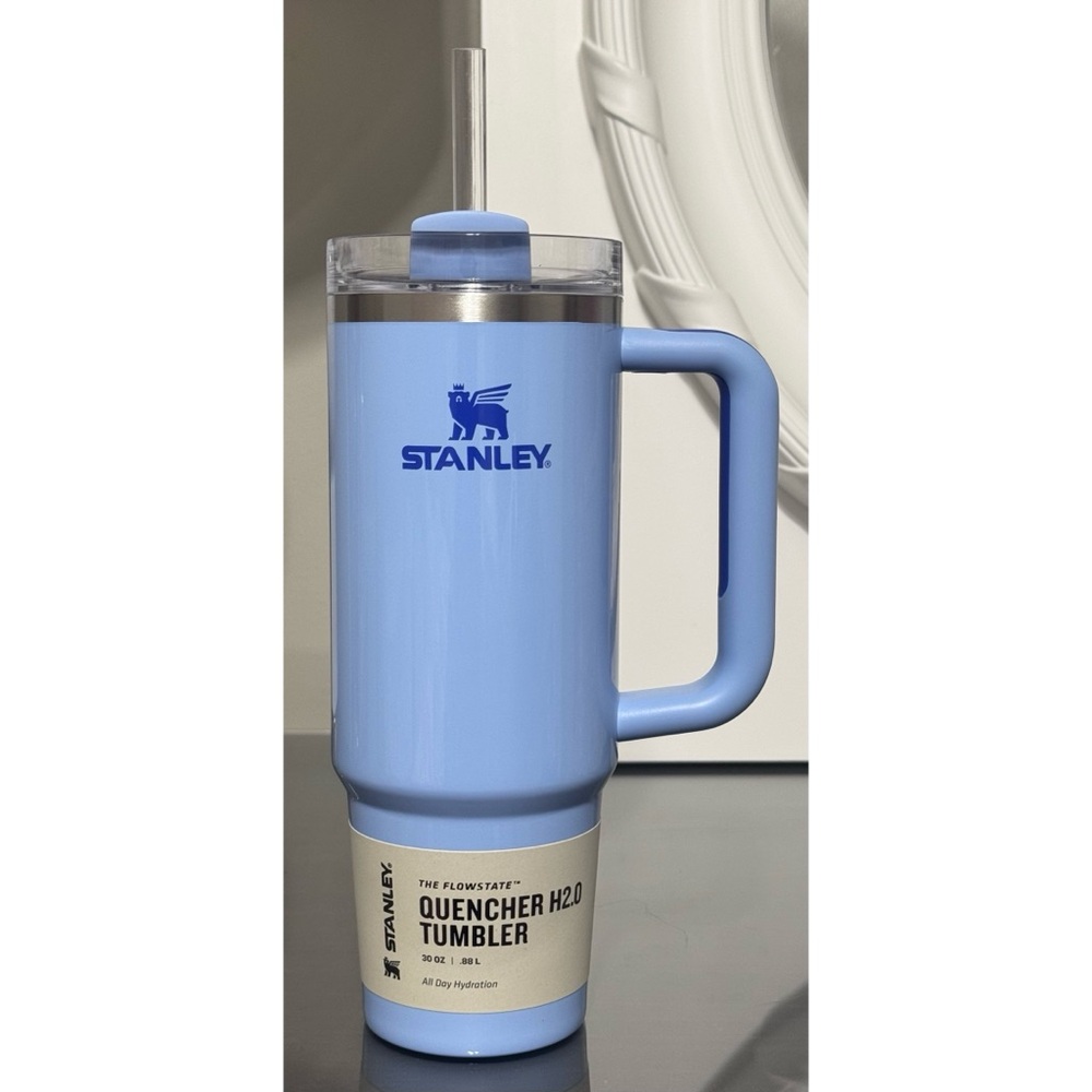 Stanley Quencher H2.0 FlowState Tumbler 30oz, CORNFLOWER GLOSS BLUE‎